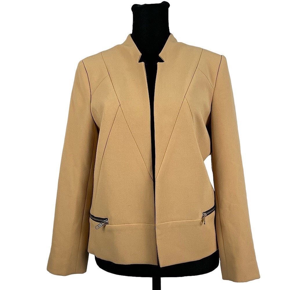 Trouve Tan Cropped Blazer - Women’s‎ S